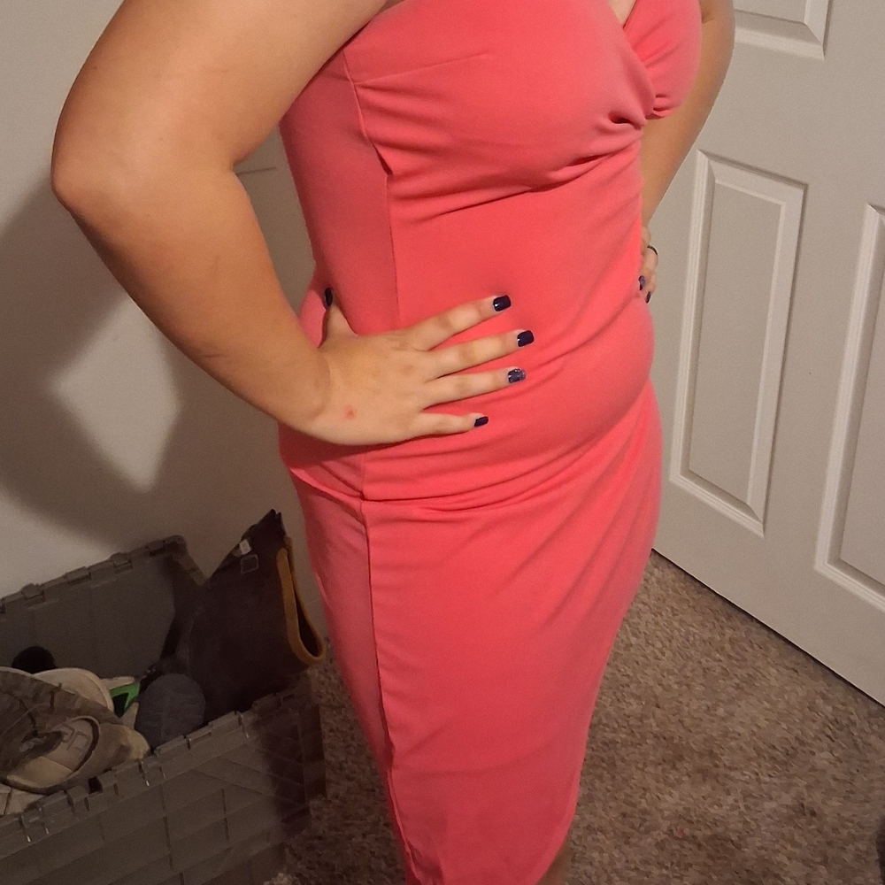 Elegant Pink Wrap Dress - Picture 2 of 2